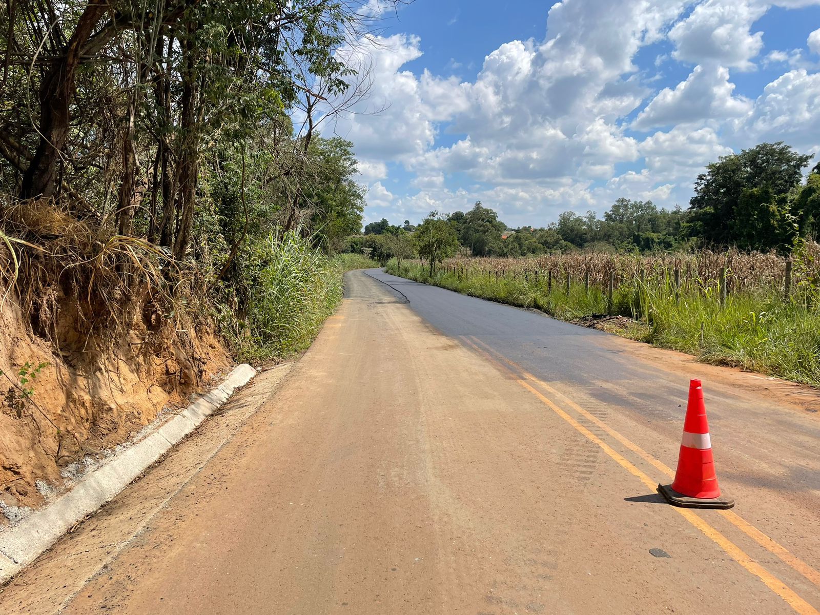 Ltimo Trecho Da Estrada S O Bento Come A A Ser Asfaltado Prefeitura