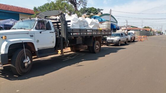 Prefeitura recolhe embalagens usadas por produtores rurais